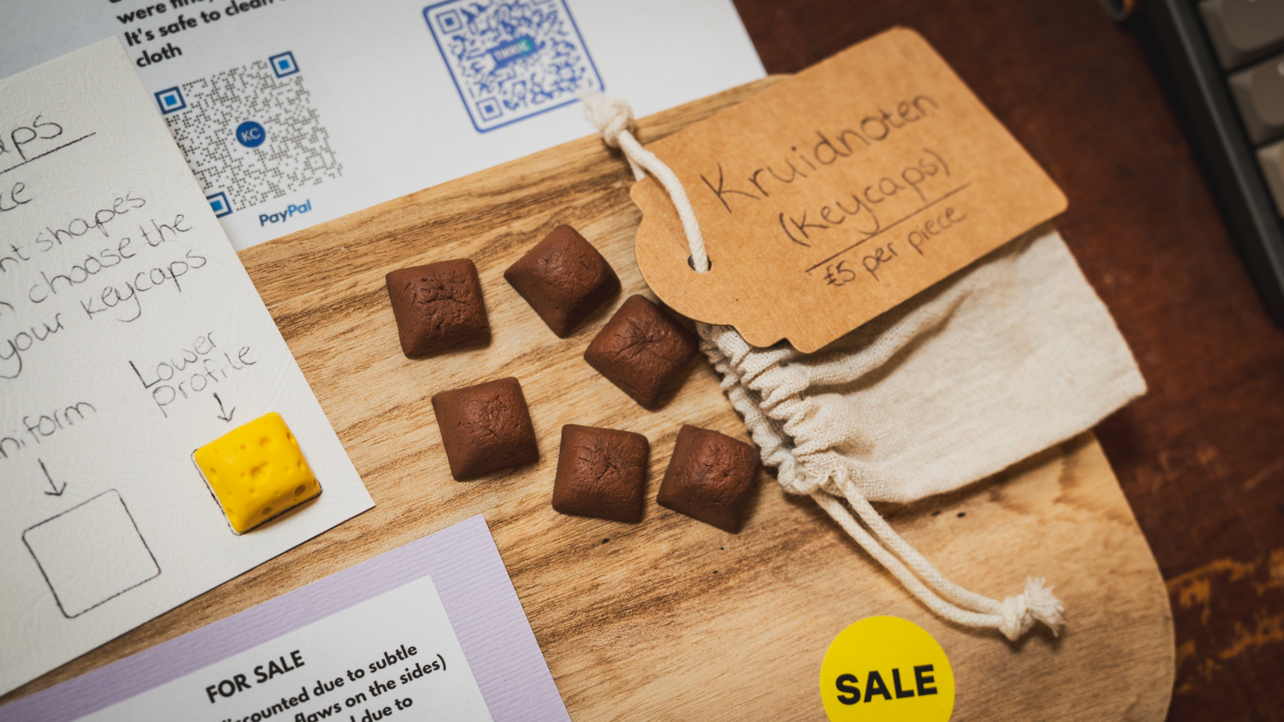 Bovenaanzicht van de 'kruidnoten'-keycaps van Clacky Studio